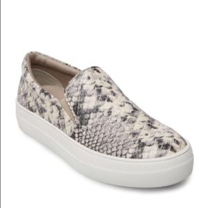 Steve Madden Ecentric Snake Skin Slip Ons